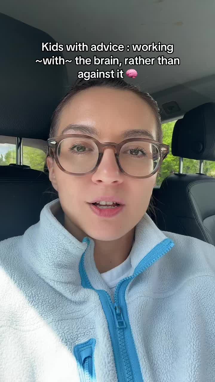 @Khrys&ensp;|&ensp;Your Cool Working Mom