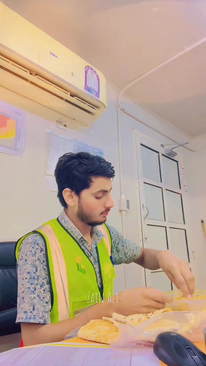 @ZAIN JUTT 🇵🇰🇶🇦