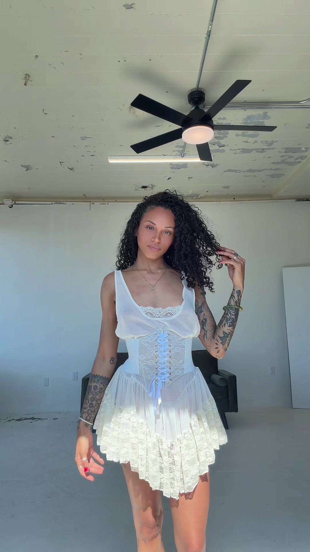 @j✨