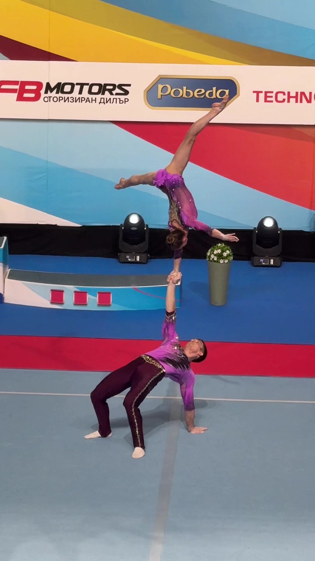 @acro_gymnastics_world