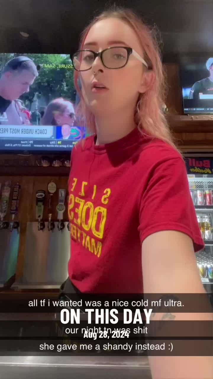 @Rowdy Red🌶️🍒