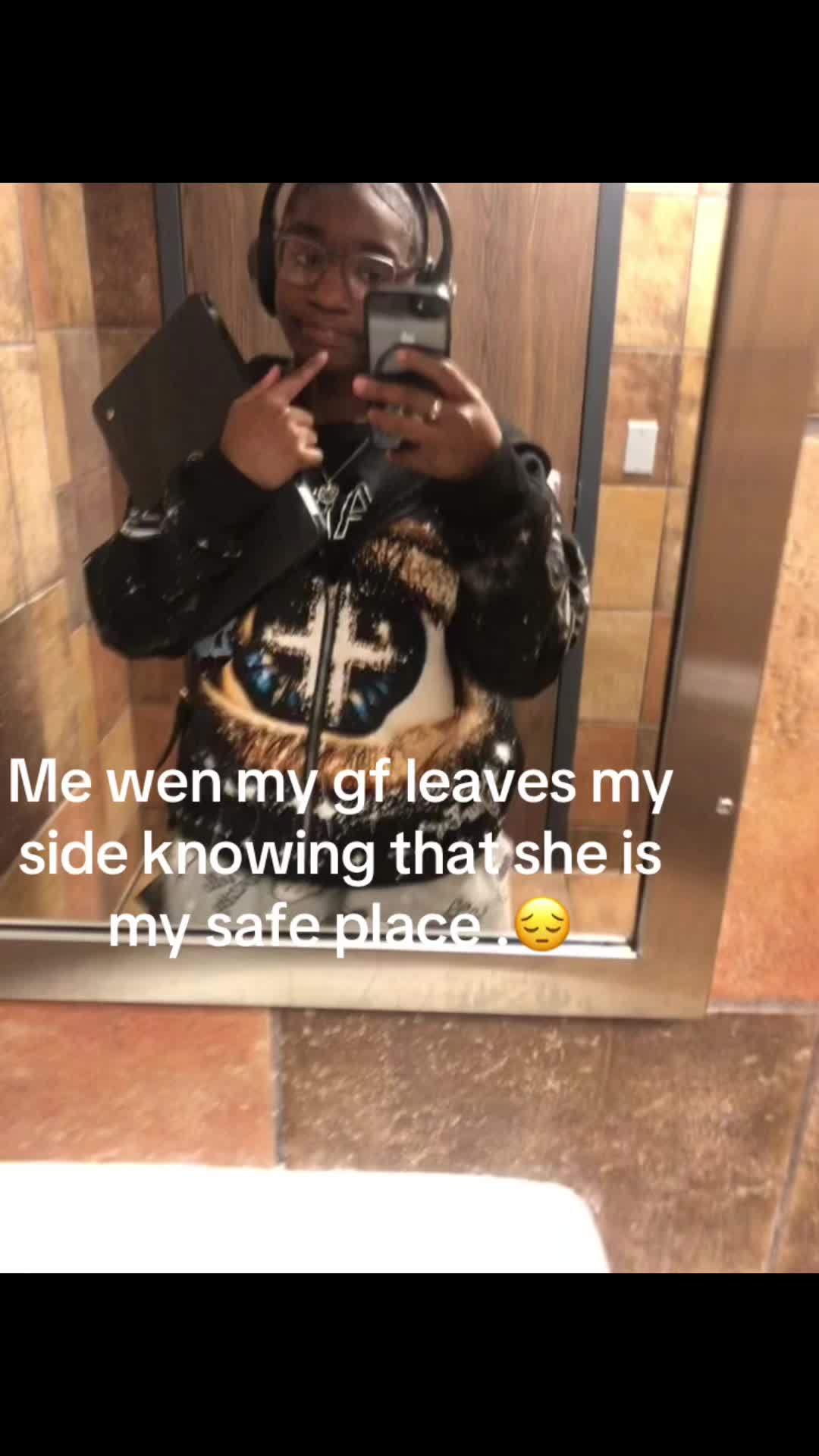 @LONER🥀