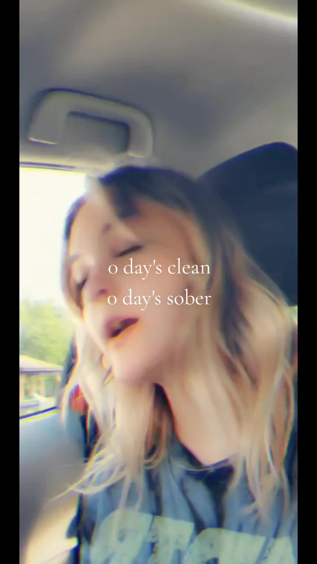 @Holly🦋🤟