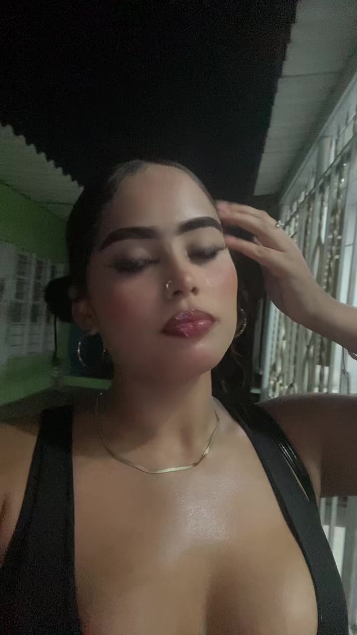 @Vale Benitez👸🏽