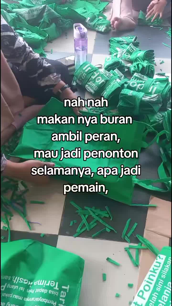 @TOPI MERAH