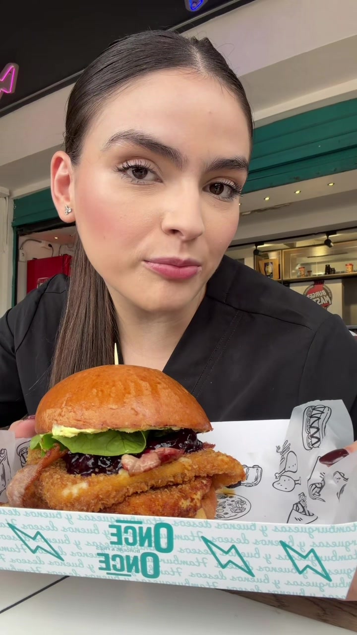 @Camila Echeverri