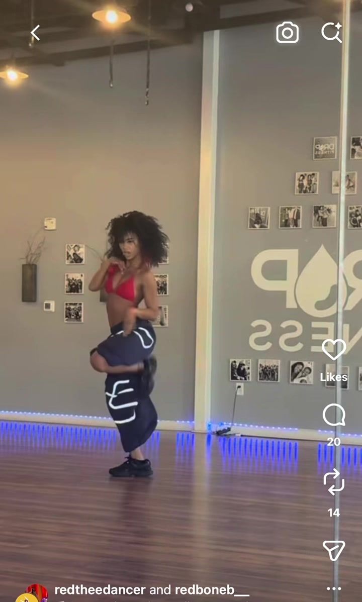@Redshesastarr