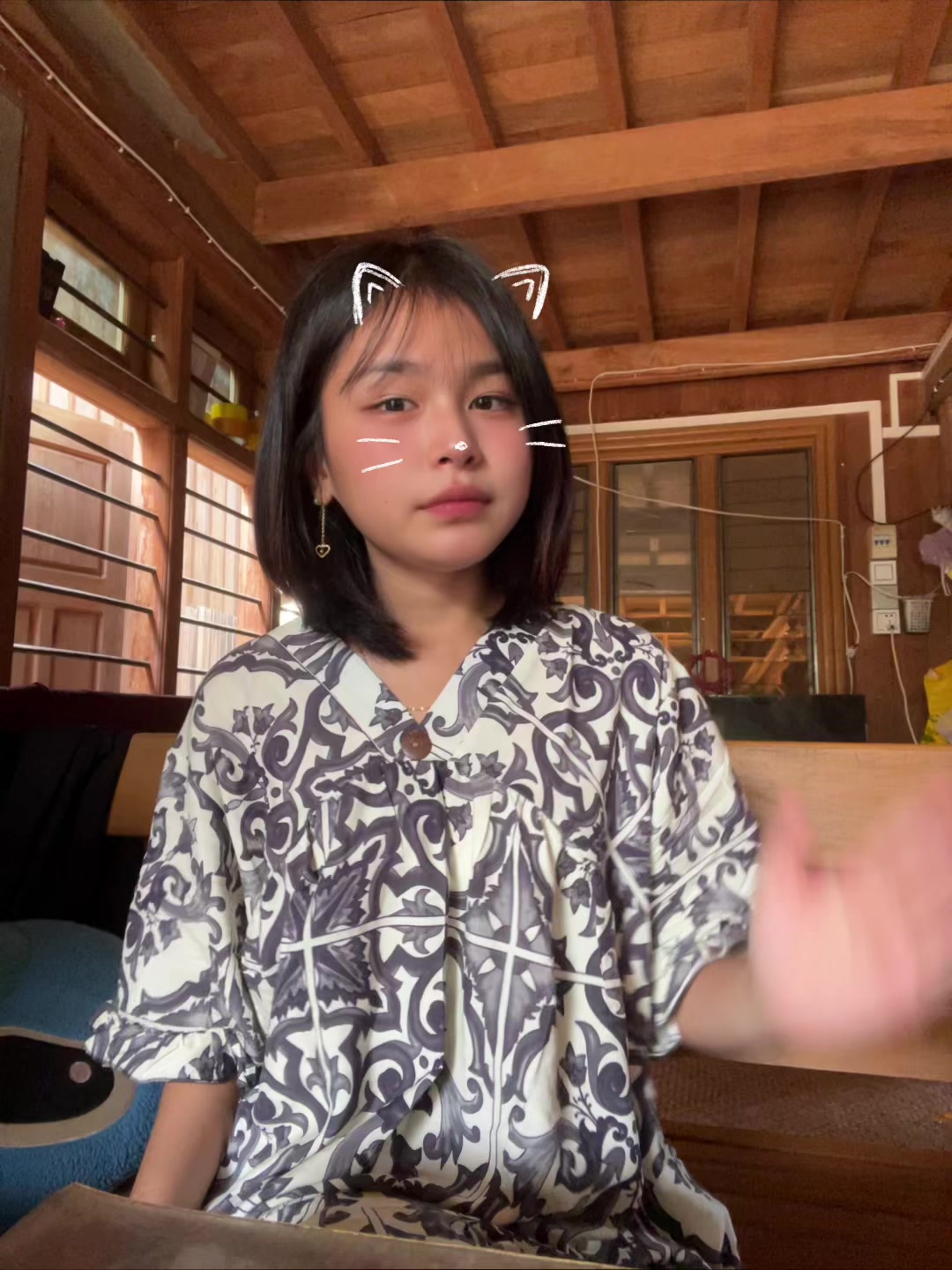 @KHIN