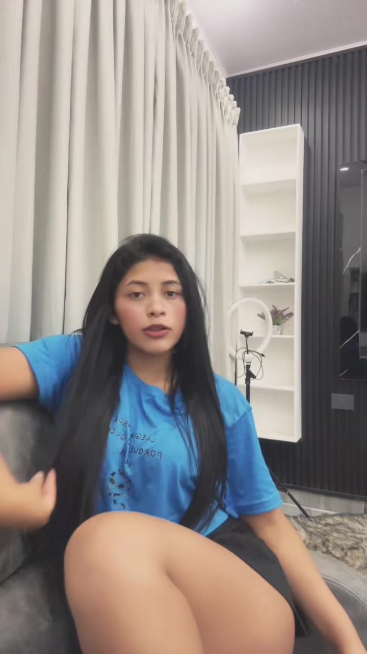 @Nora López🐦🔥