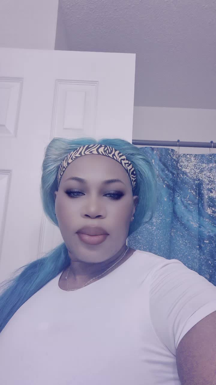 @mother of 8/ queen Nikki