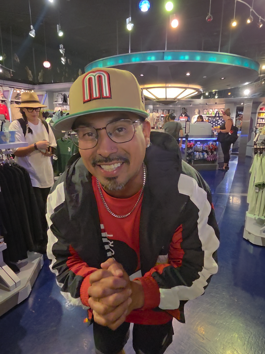 @Kevin | Disneyland & More ✈️