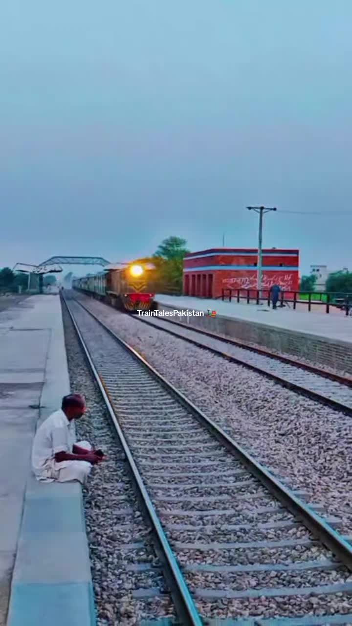 @TrainTalesPakistan