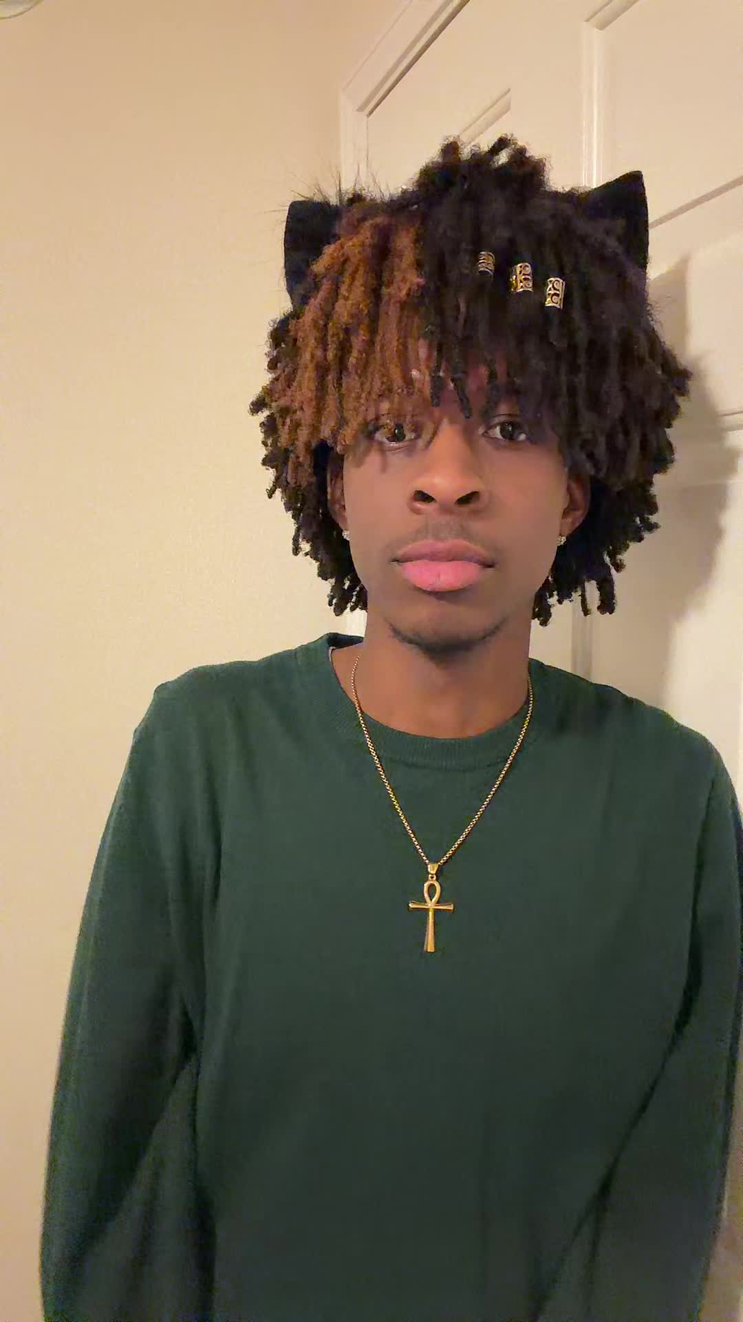 @Itspeanvt