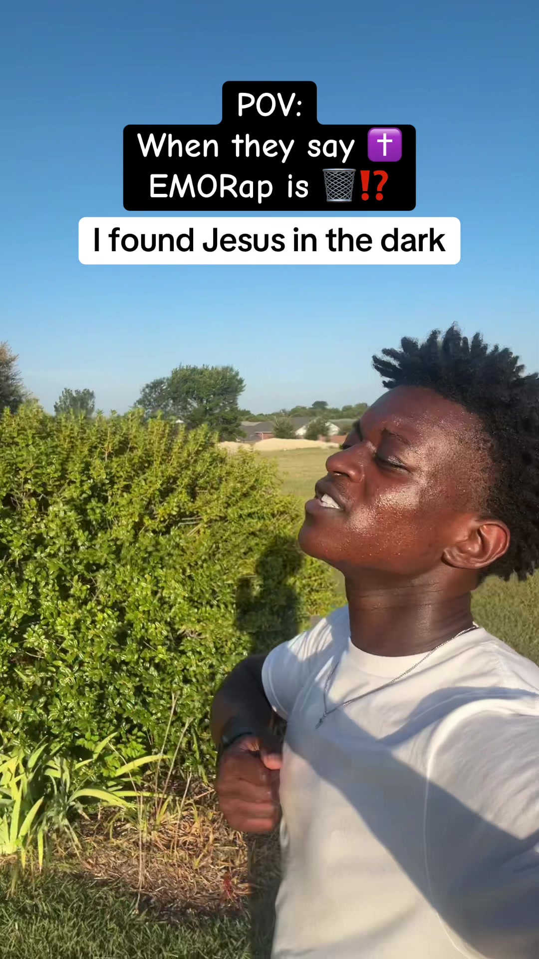 @Esaiie