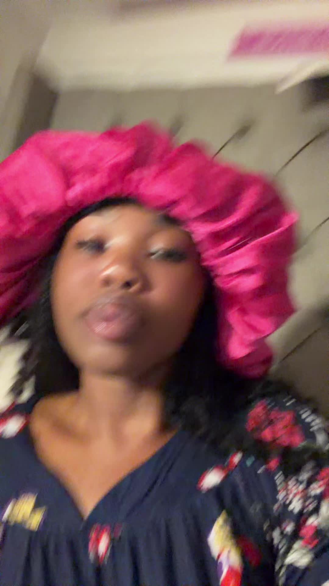 @caristalks