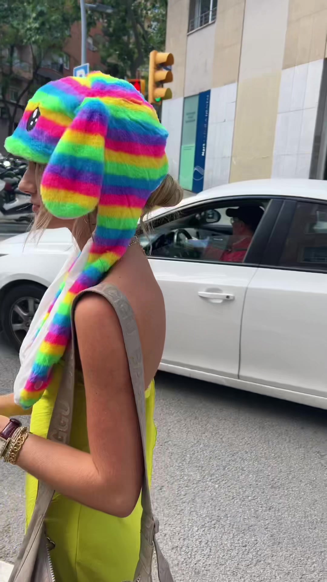 @mollybmcneal