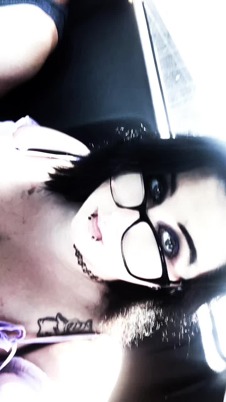 @sp00ky_treats