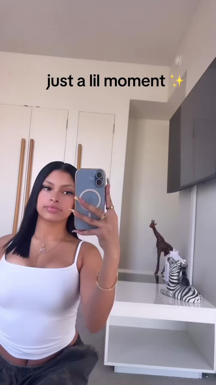 @itsmiahv