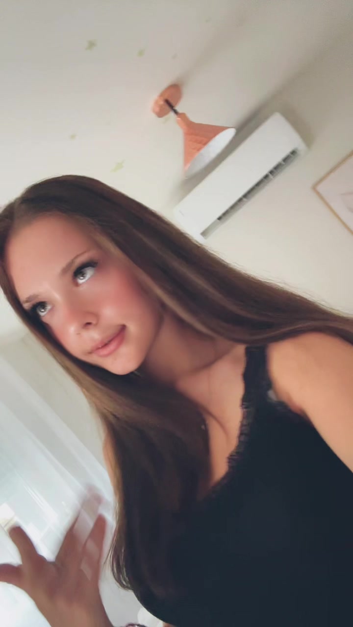 @𝓜𝓮𝓵 ´
