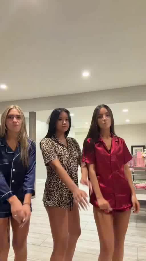 @sativadivalyfe