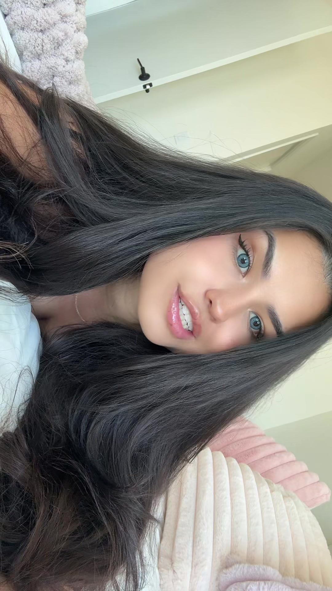 @itslailagomez