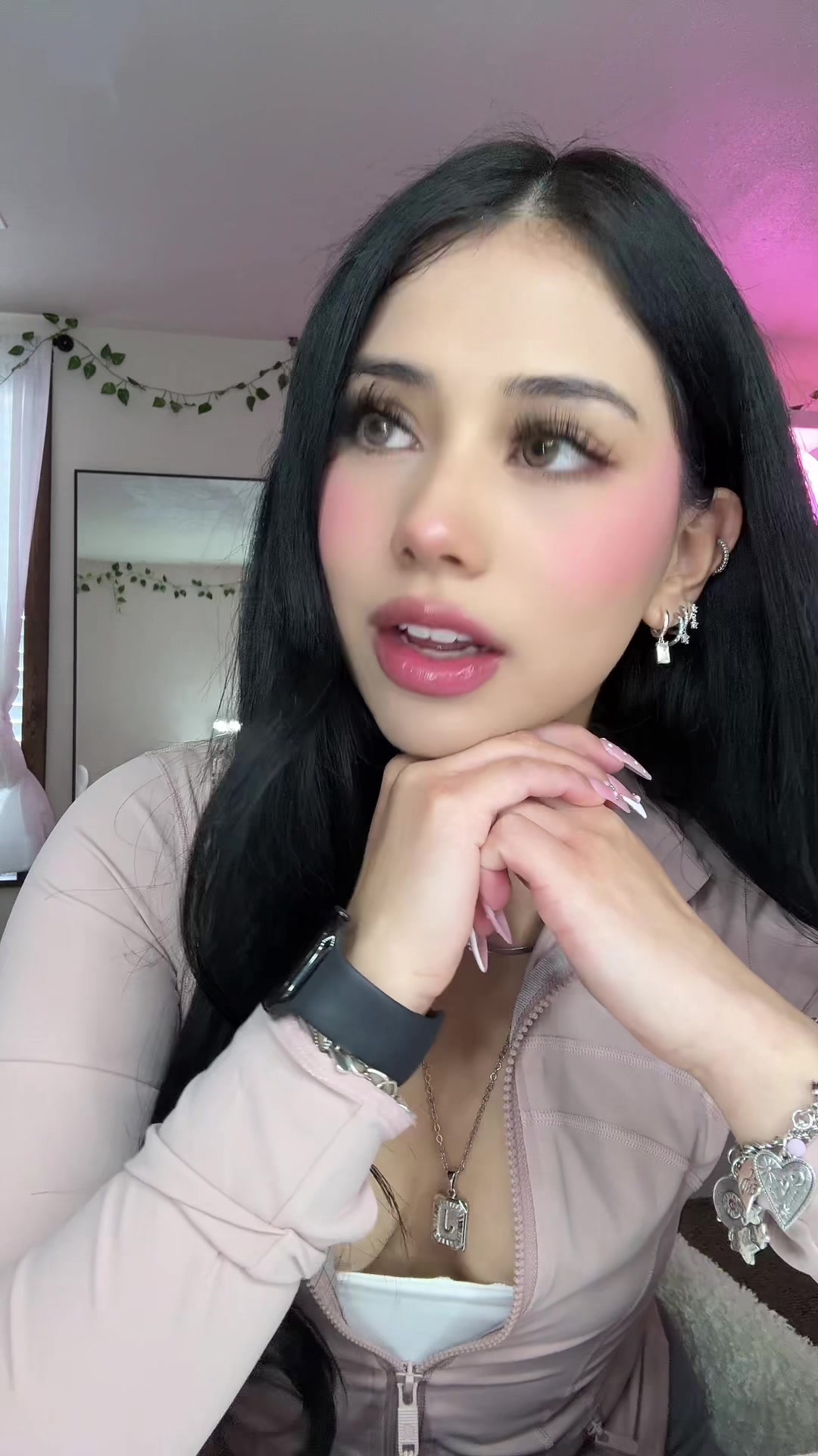 @𝓙<3