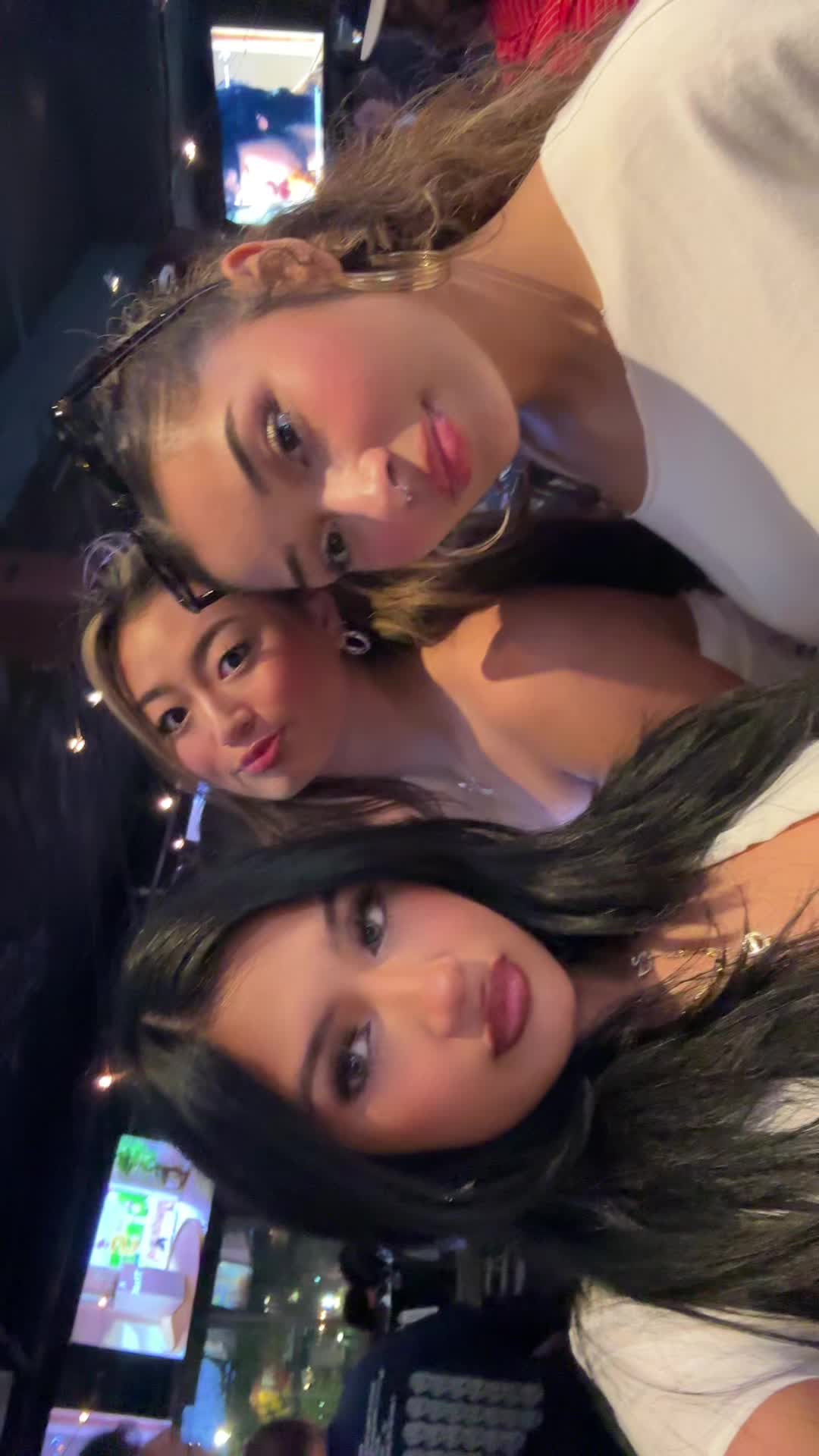 @a v a l o n 🦋