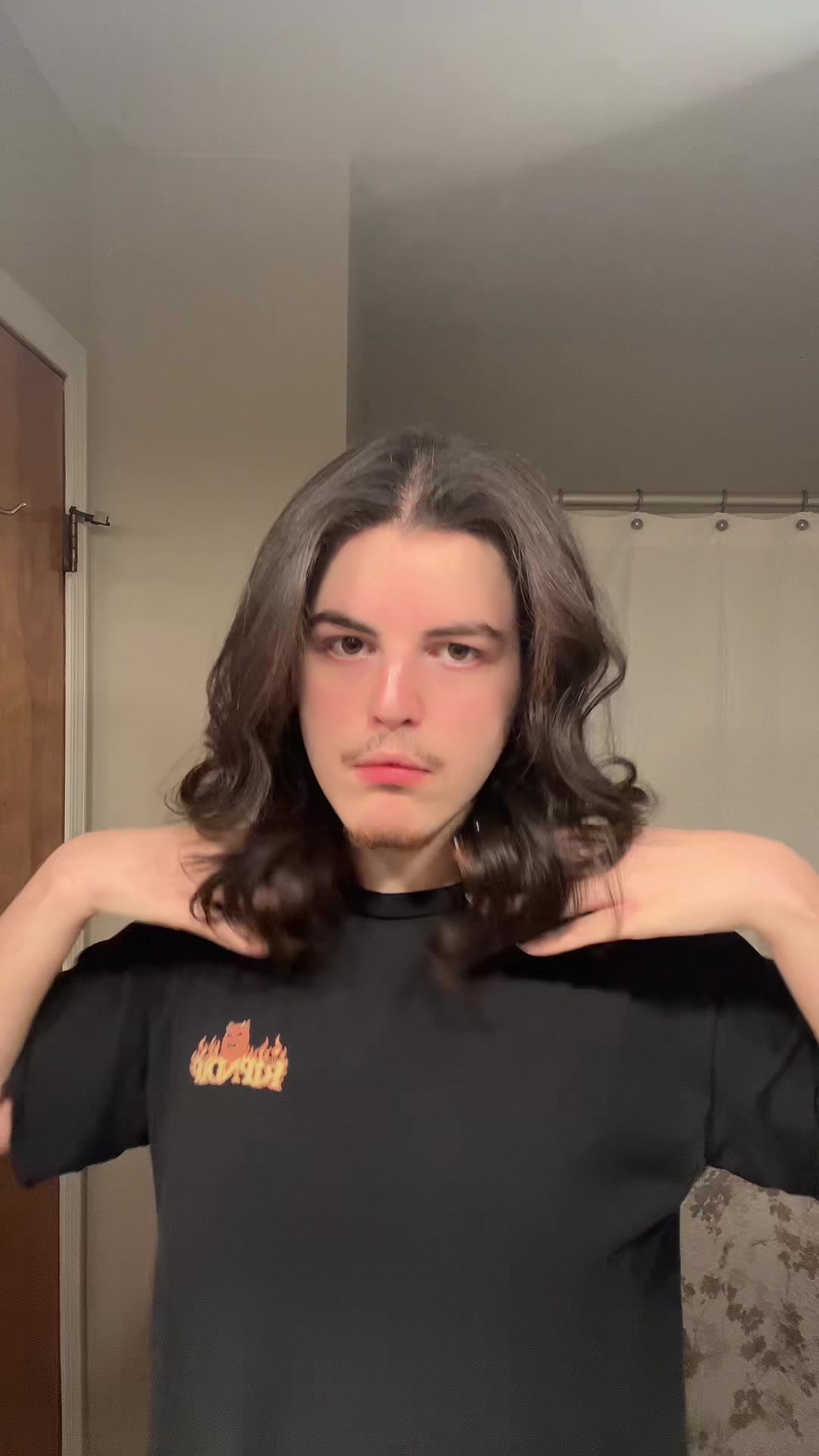 @👁👄👁