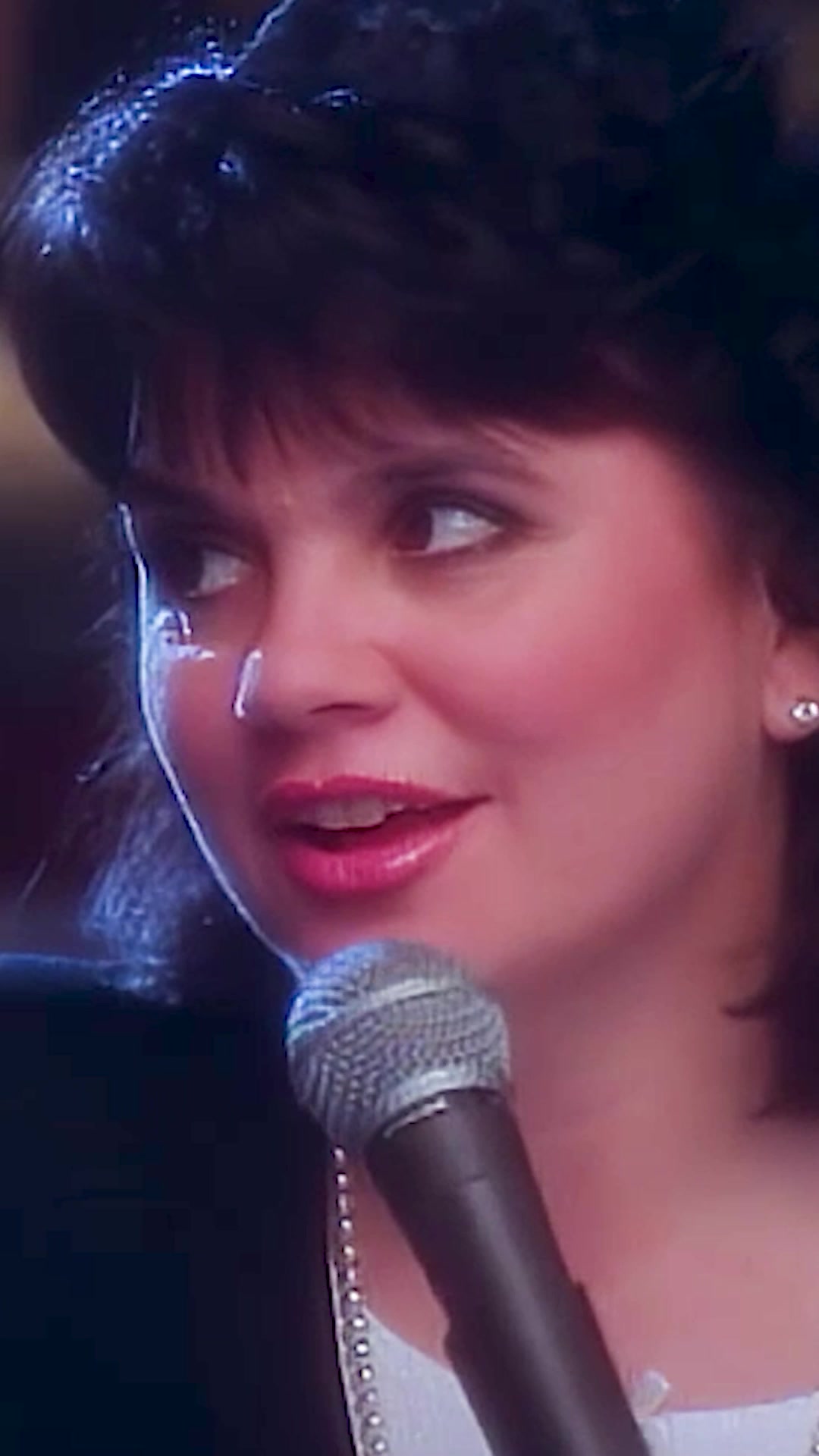 @Linda Ronstadt