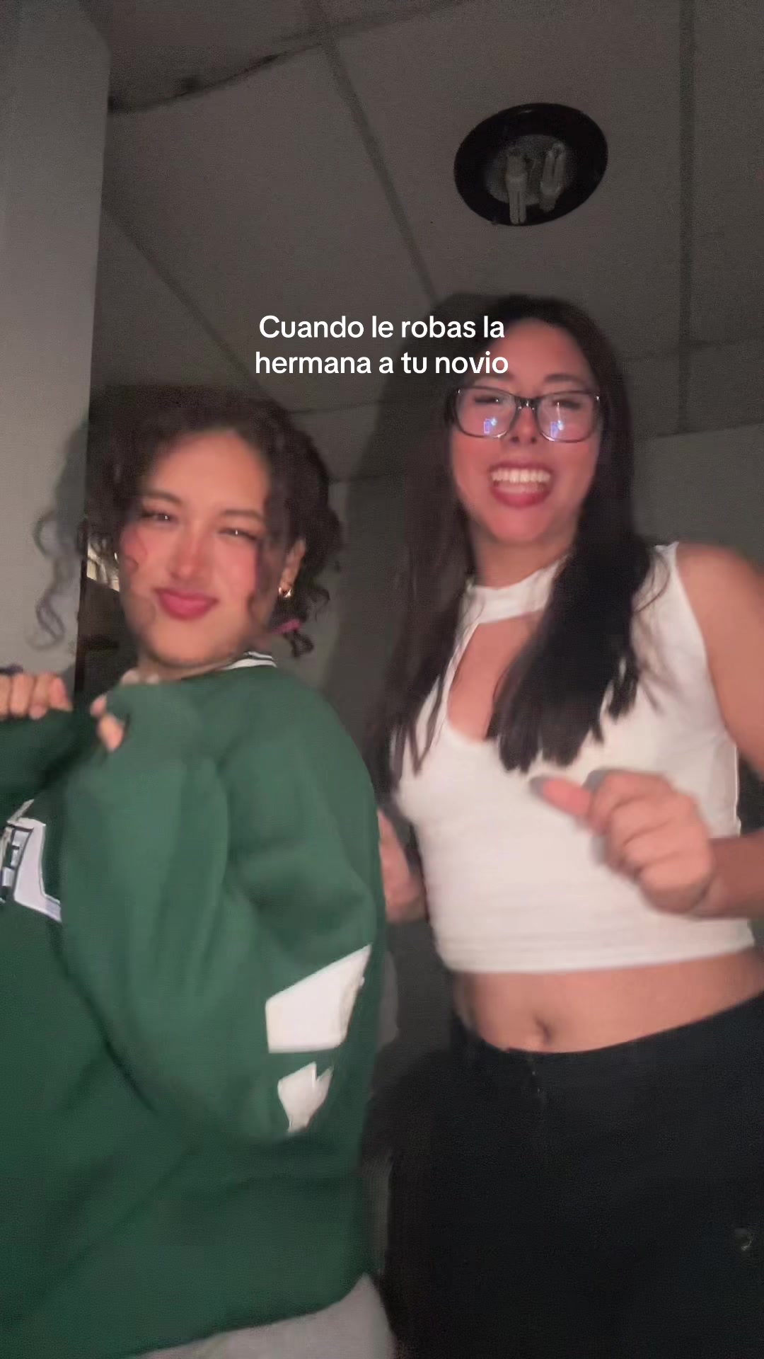 @niallave._