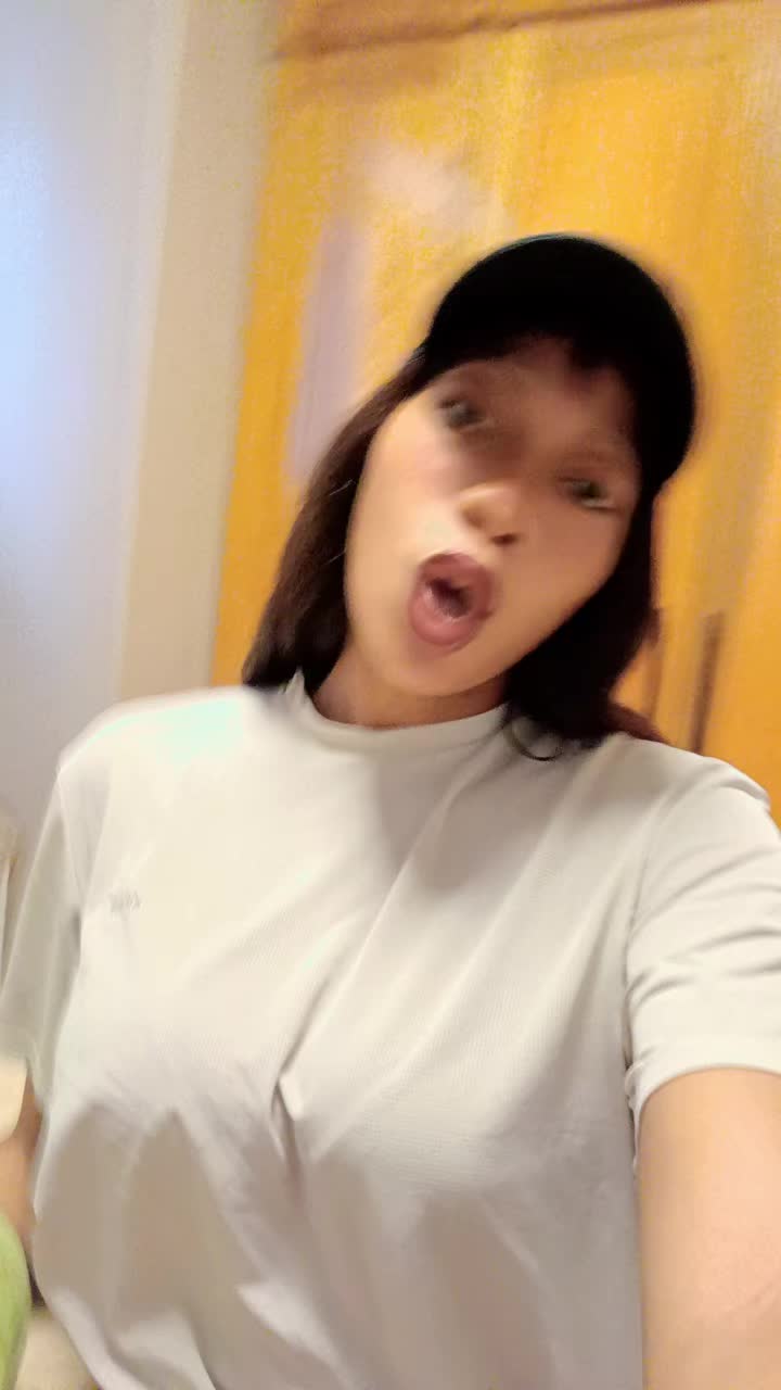 @Esmeralda