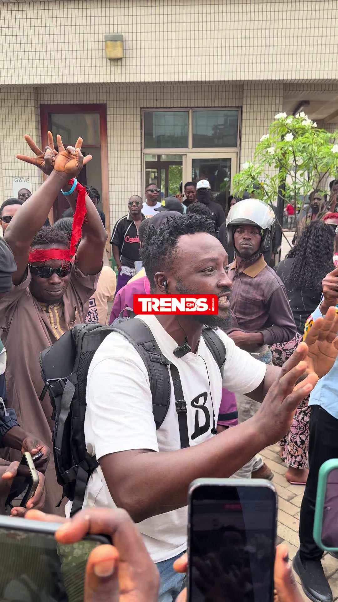 @TRENDS GH