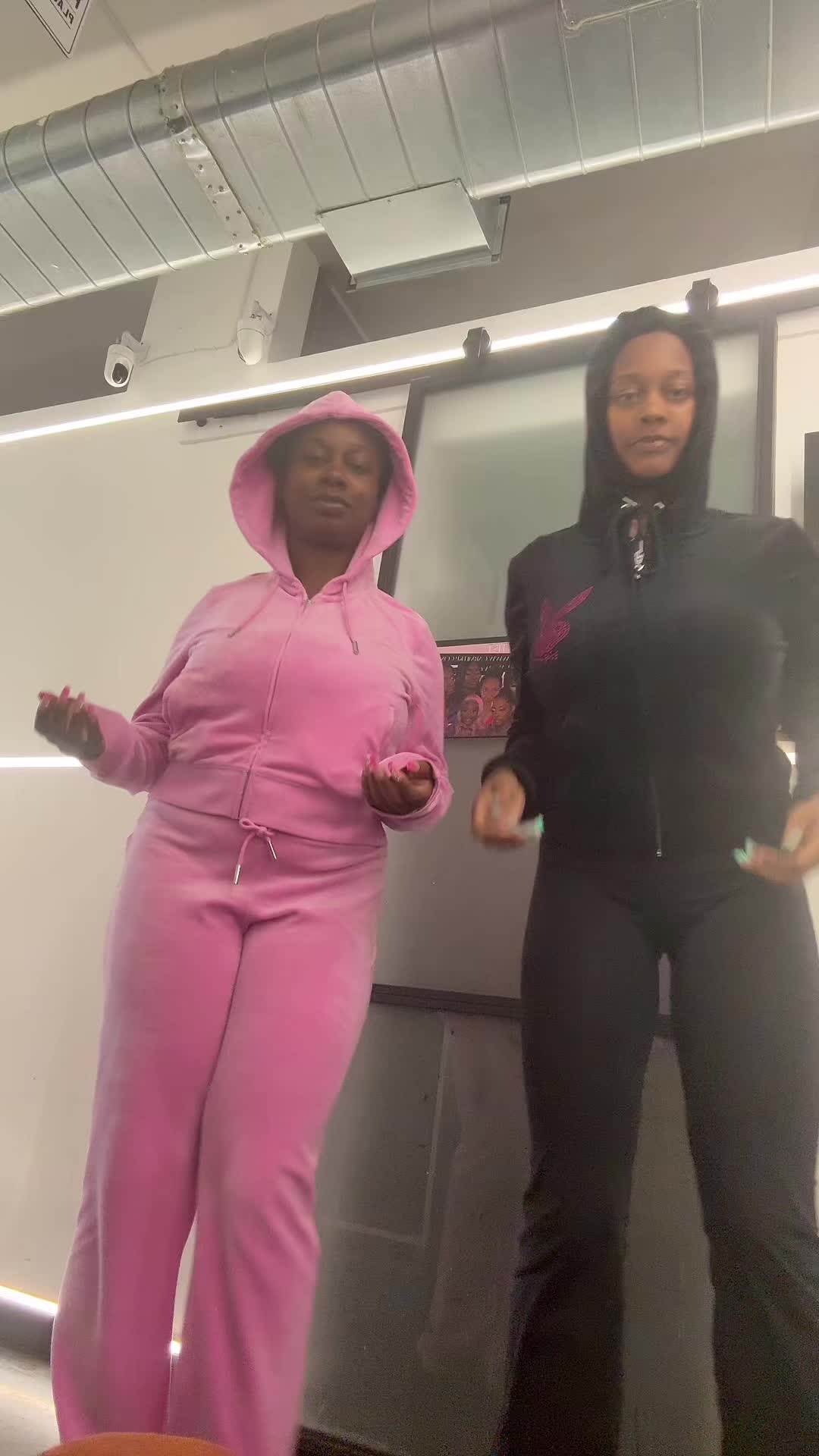 @Juliee