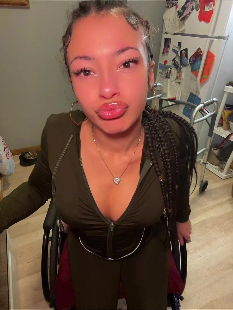 @Aaliyah