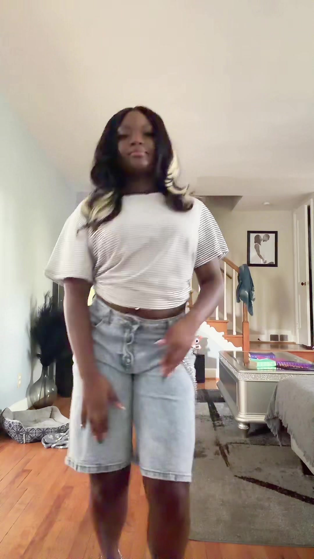 @axvslzn