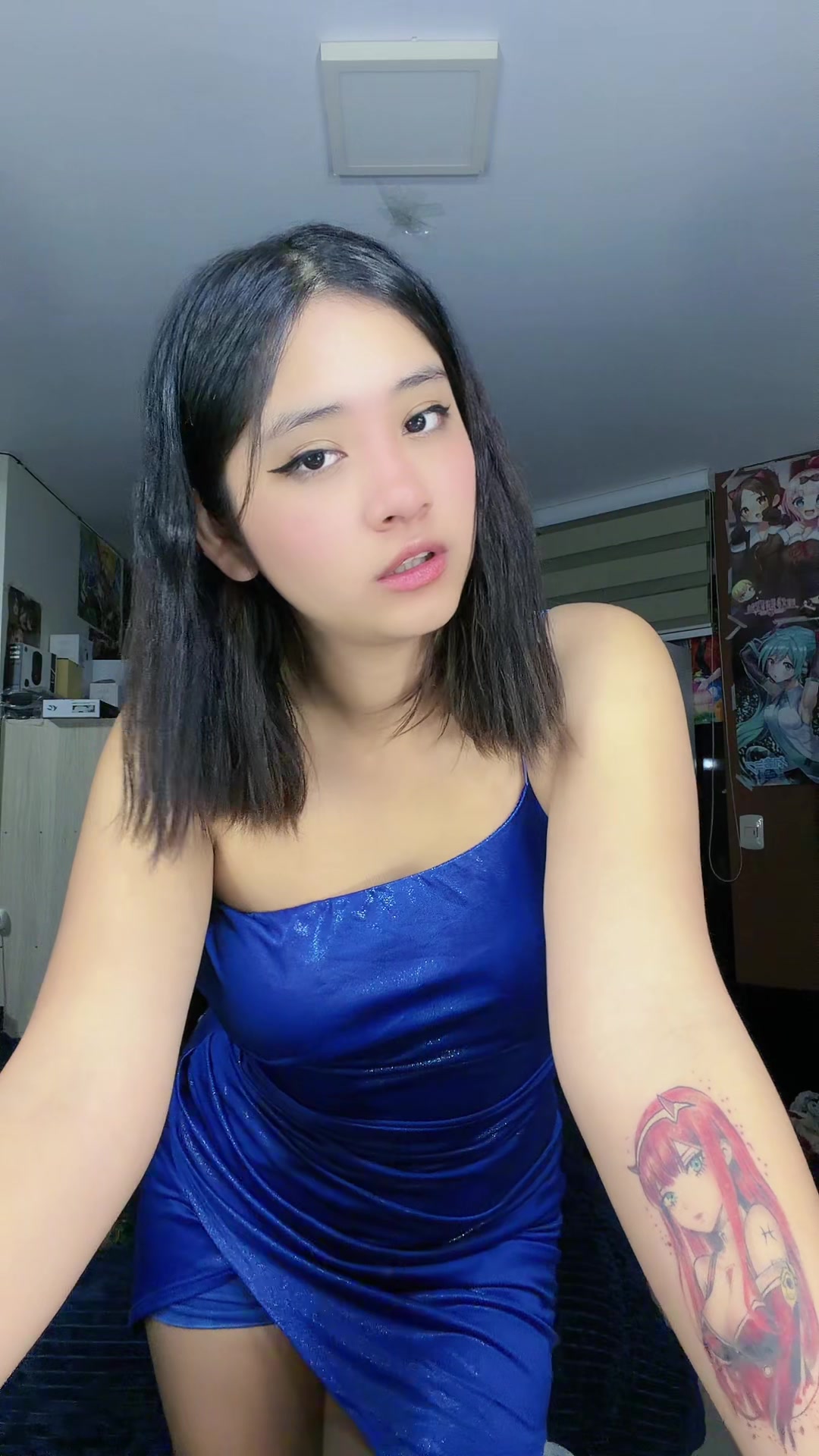 @ARIANA_PAN🙀🇧🇴