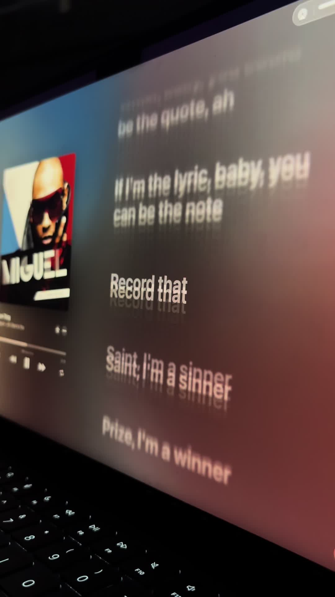 @️