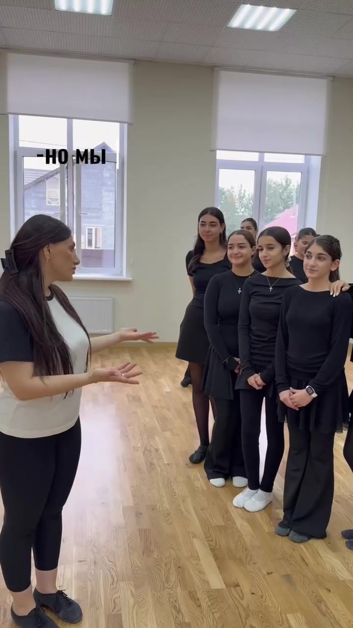 @nairi_dancegroup