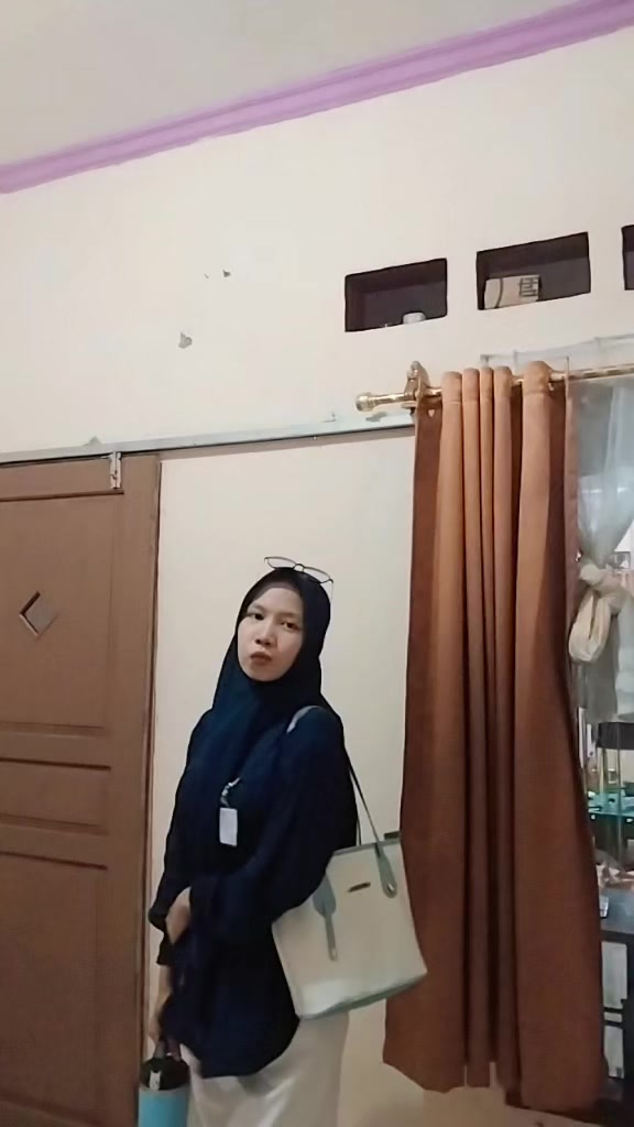 @randomee🩷🩵