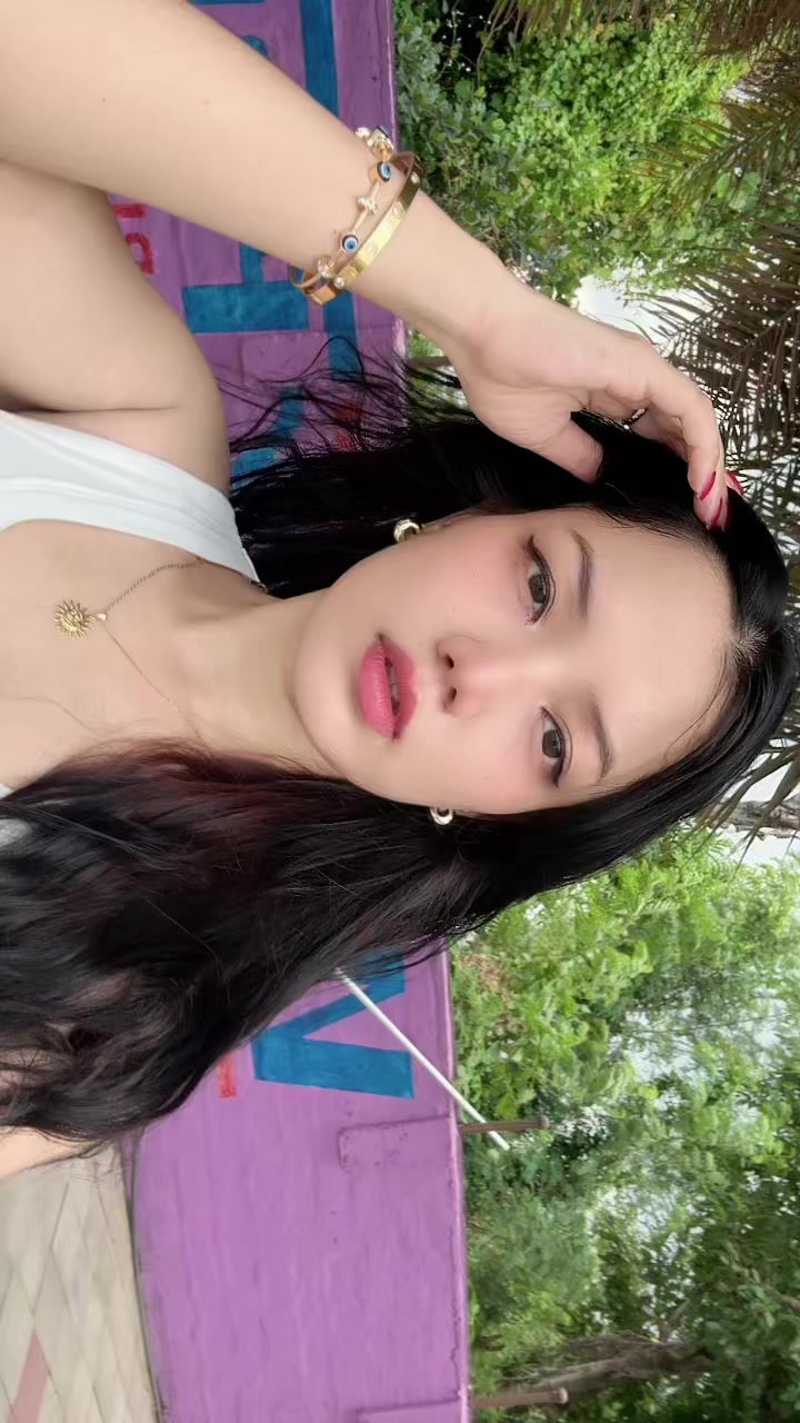 @Shilviya Kc 🌷🦢
