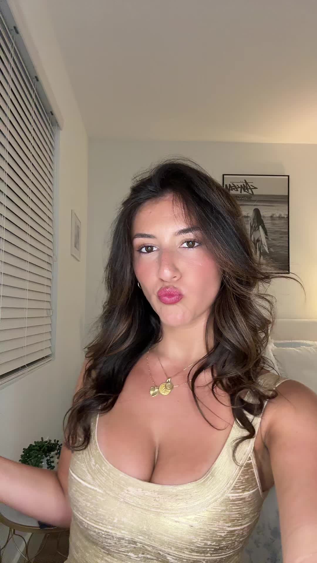 @audreyynolan