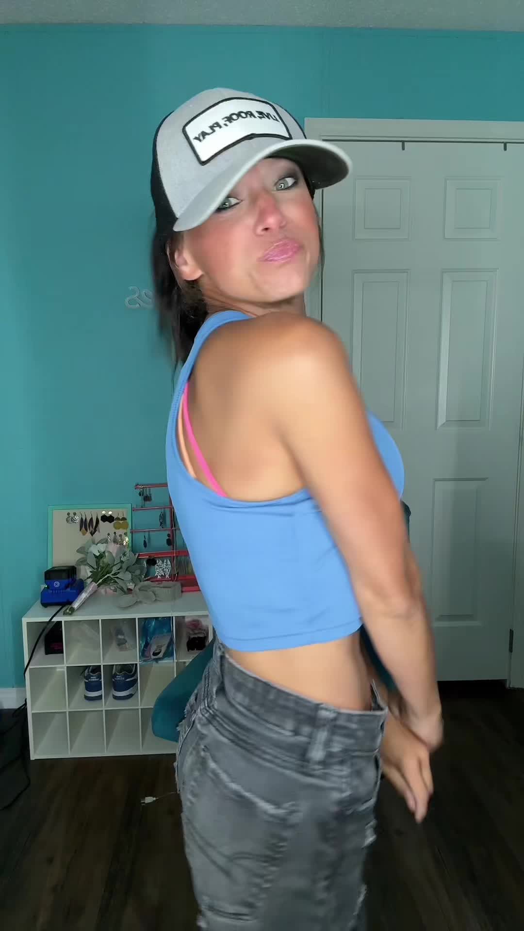 @yk_amanduh