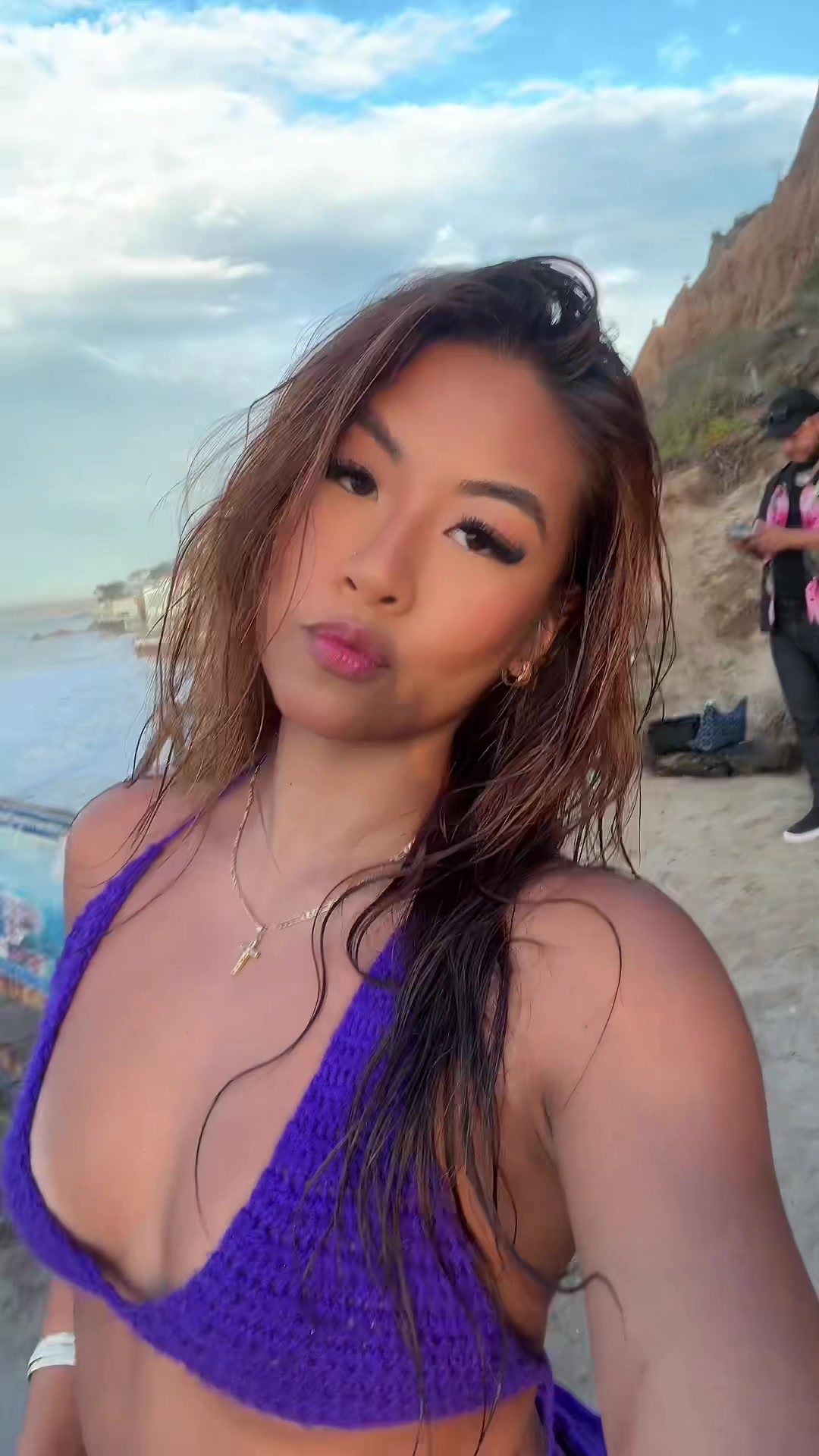 @ella