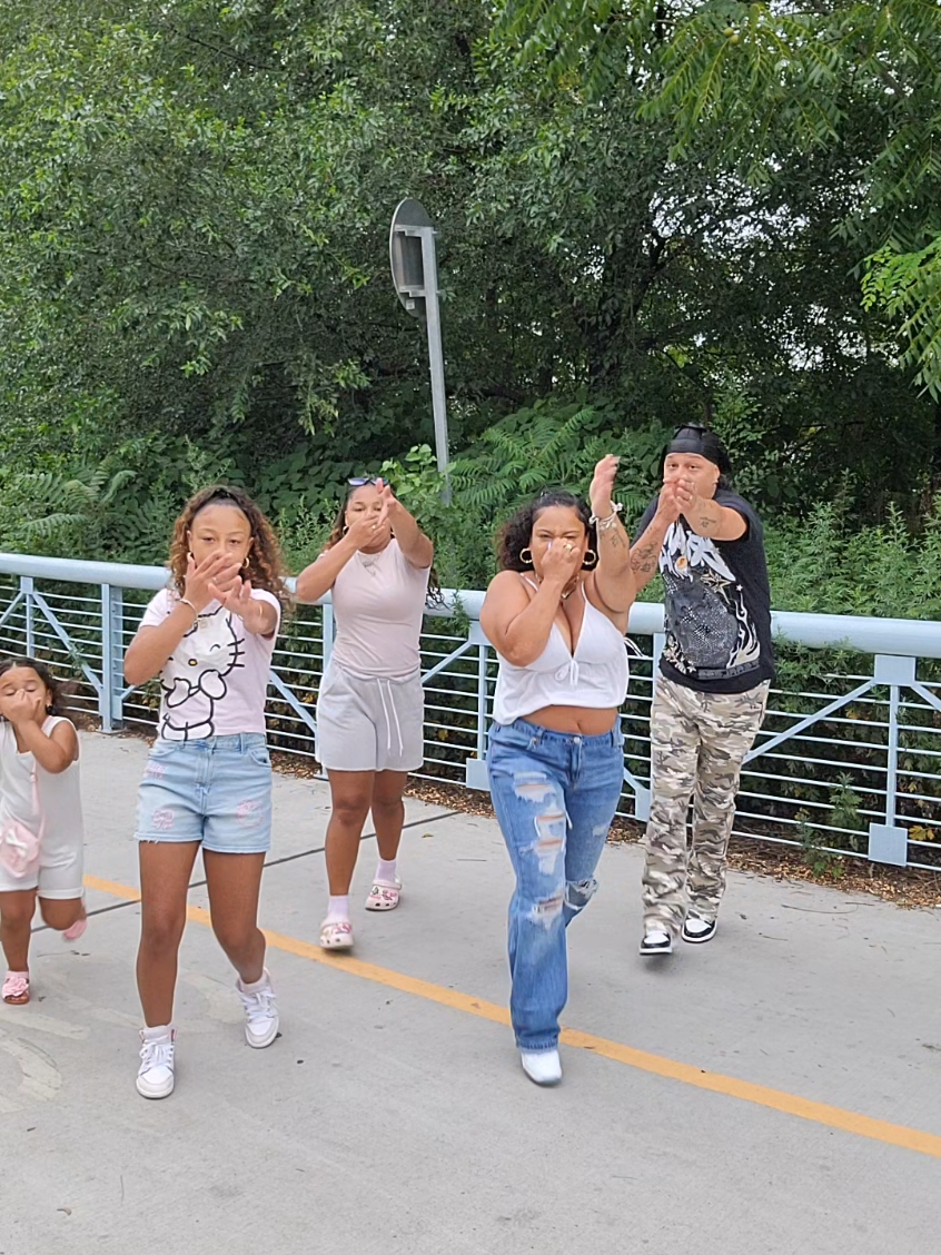 @FAMIILIAA !!🤴