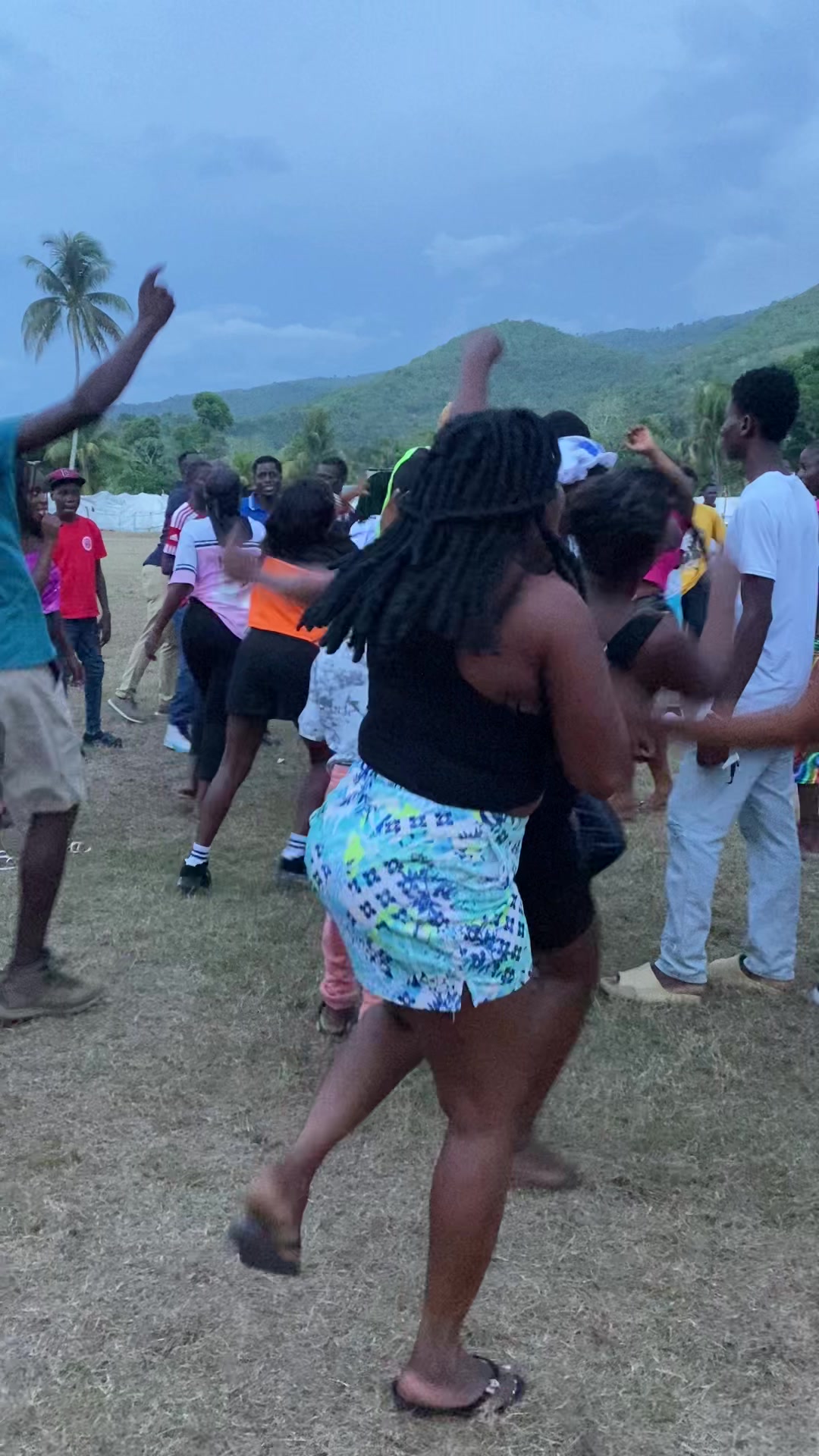 @D&egrave;nyel&egrave;_promo18