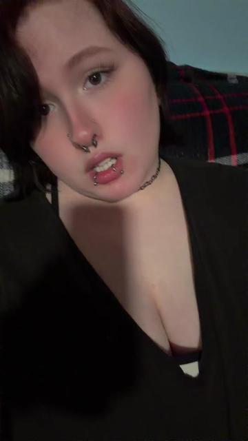 @goth-pixie