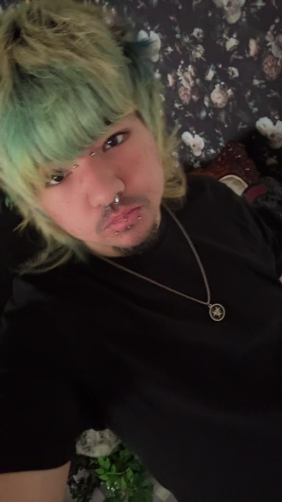 @livingdeadboy