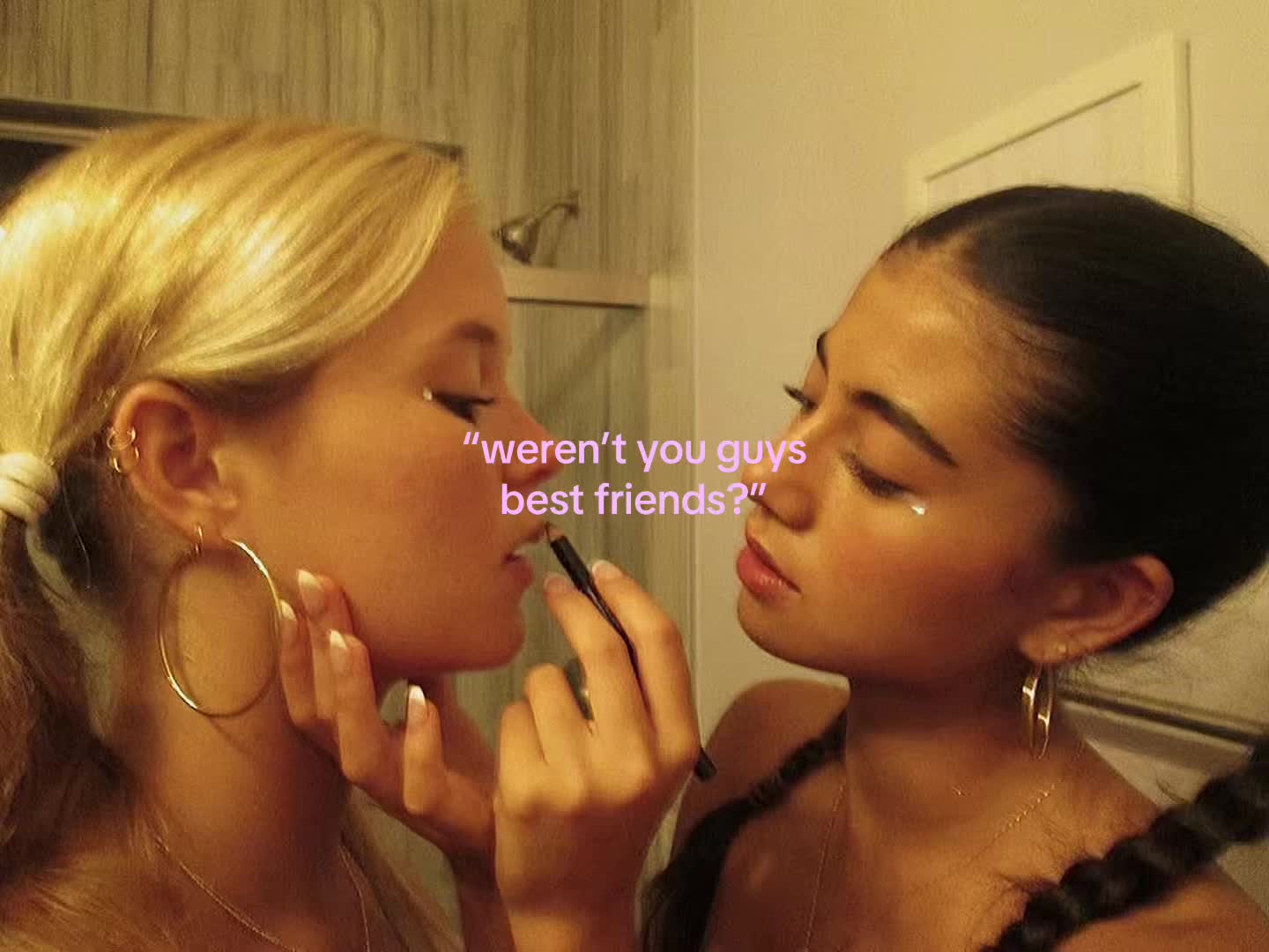 @eꨄ