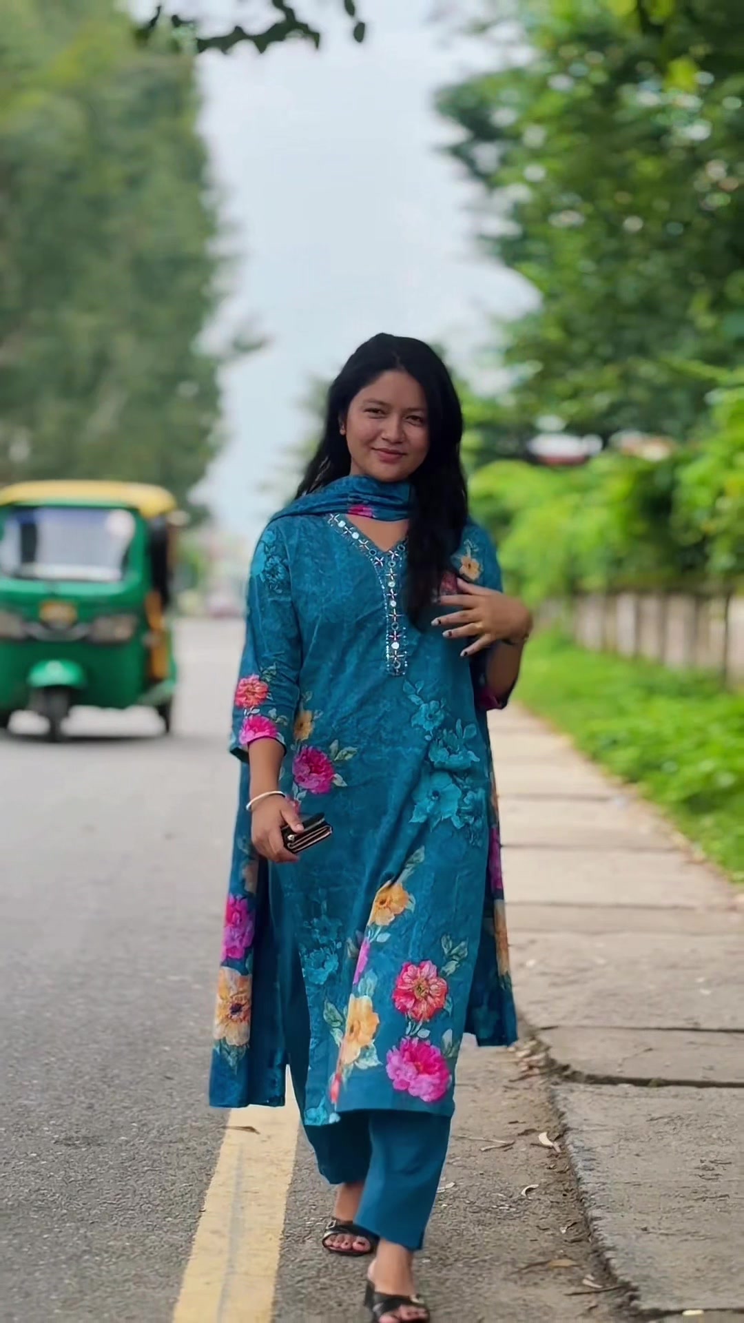 @एलिसा तारम मगर