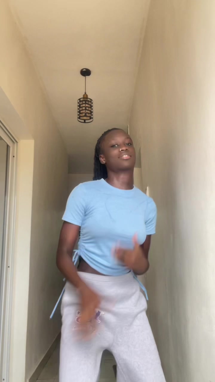 @Dash l’américaine🇯🇲danseuse